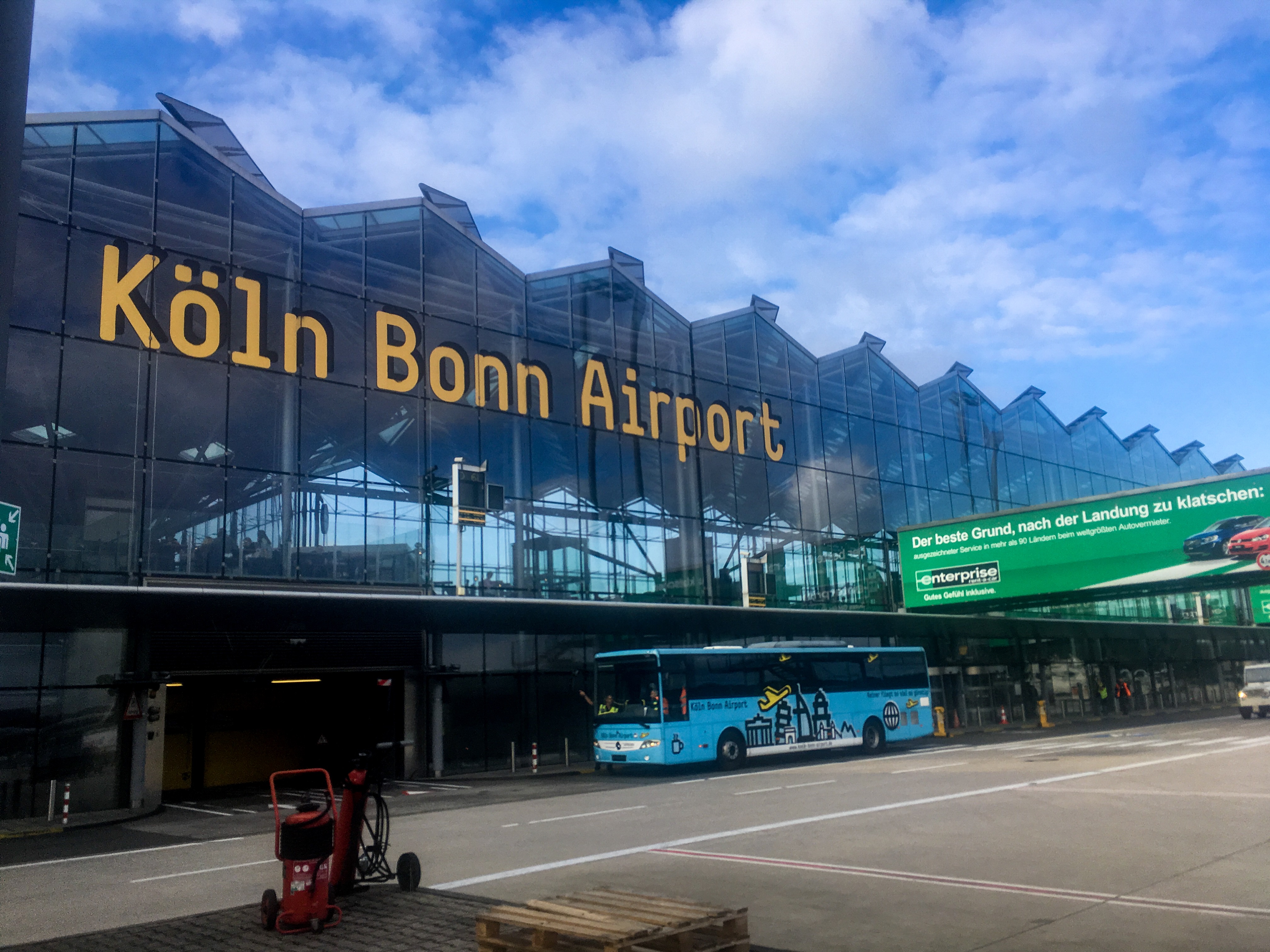 ドイツ ケルン中央駅からケルン ボン空港への行き方を解説 電車での移動がオススメ Tamasdesign